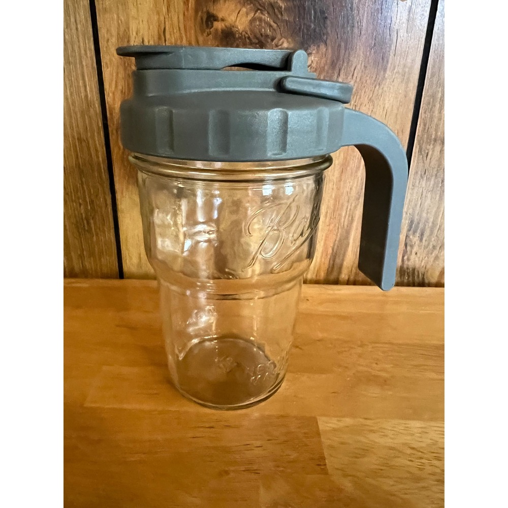 Ball Wide Mouth Mason Jar Mug with Gray Handle Flip Top Lid Clear Glass 24oz‎